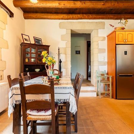 Villa Aloni Fílippos Екстериор снимка