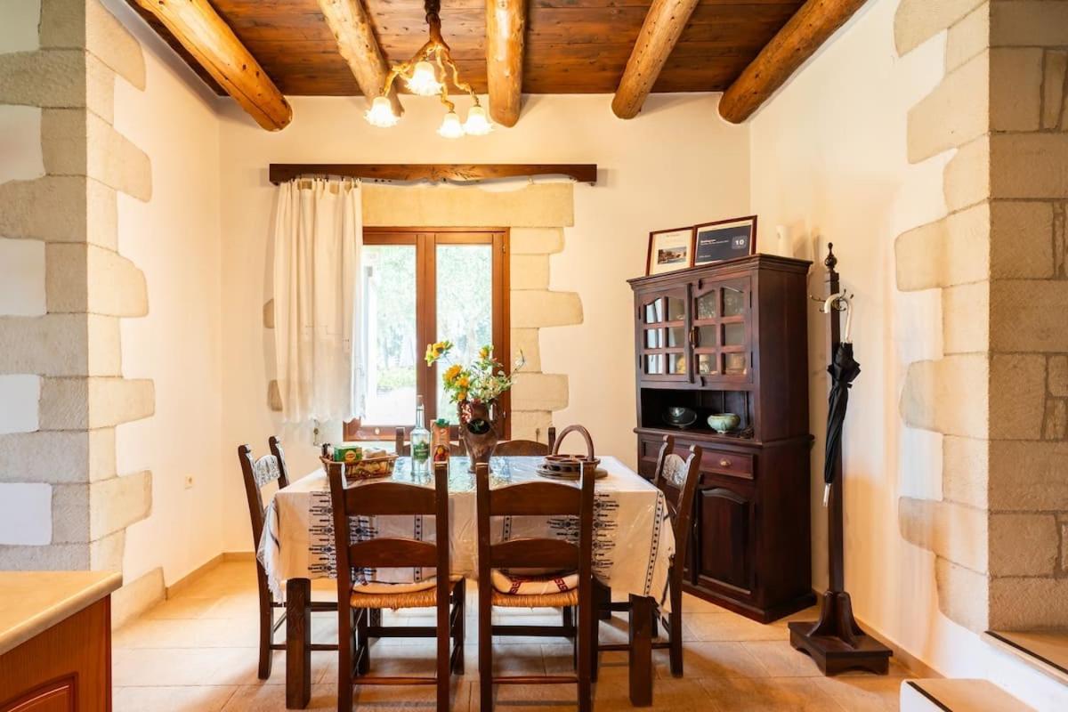 Villa Aloni Fílippos Екстериор снимка