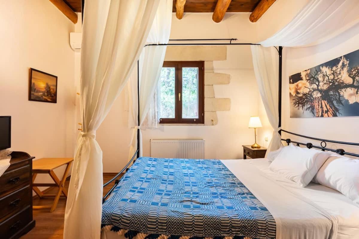 Villa Aloni Fílippos Екстериор снимка