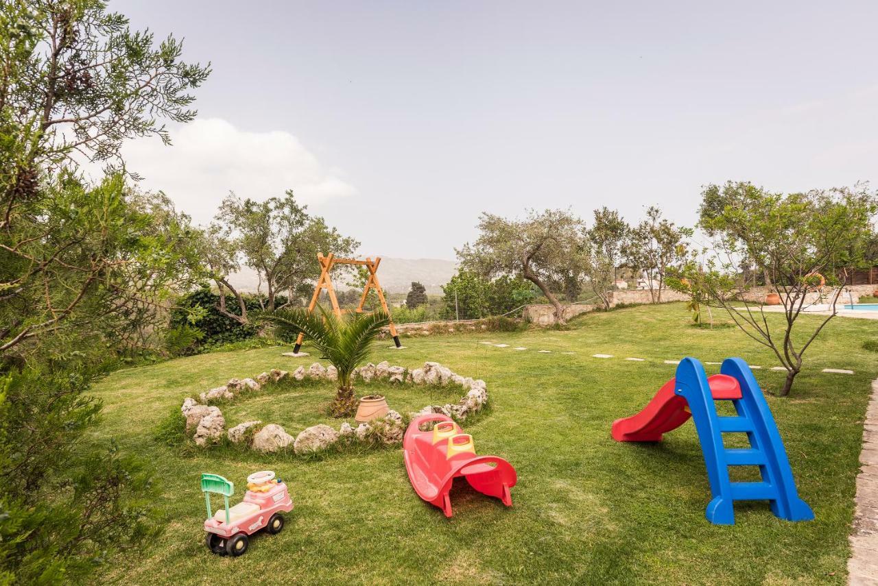 Villa Aloni Fílippos Екстериор снимка